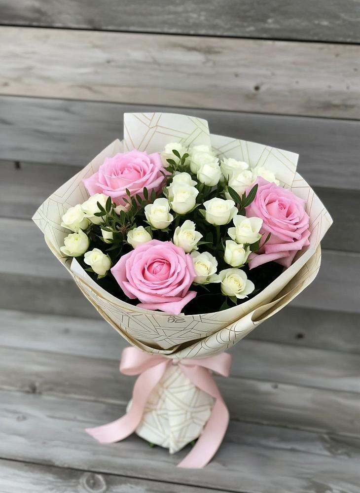 Букет цветов из: Розы в Южно-Морской