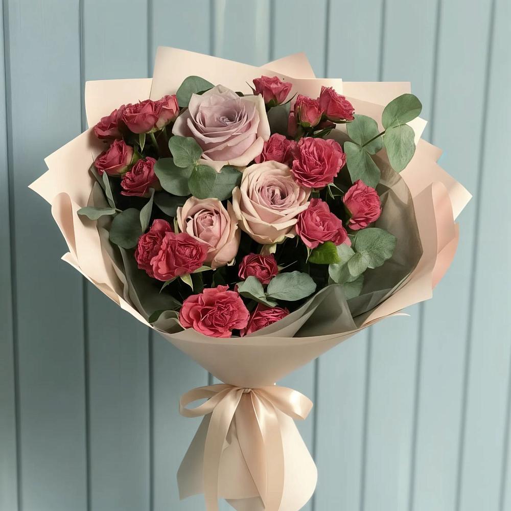 Букет цветов из: Гвоздики и Розы в Южно-Морской