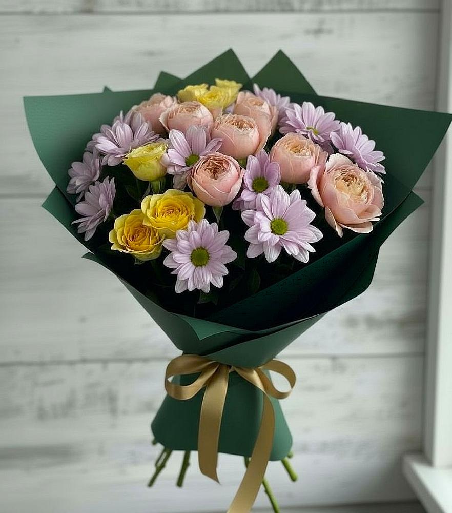 Букет цветов из: Хризантемы и Розы в Южно-Морской