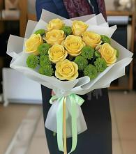 Букет цветов из:  Хризантемы и Розы в Южно-Морской