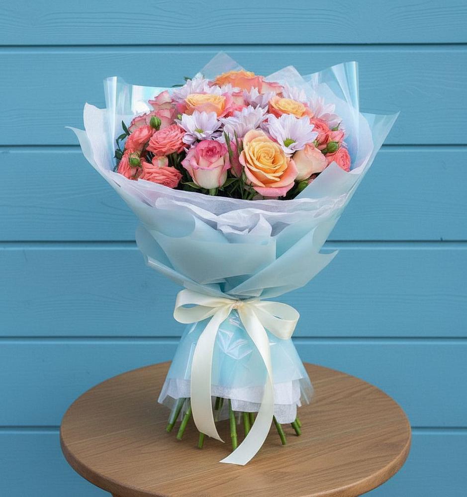 Букет цветов из: Хризантемы и Розы в Южно-Морской