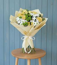 Букет цветов из:  Хризантемы и Розы #REPLACE_PRED# Южно-Морской